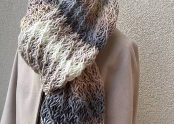 Szal damski pastelowy, handmade, prezent dla kobiety Szal damski pastelowy, handmade, prezent dla kobiety