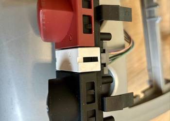 przycisk świateł awaryjnych centralnego zamka zamknięcia Renault Megane