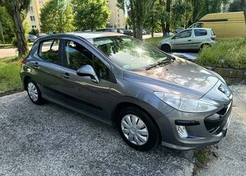 Peugeot 308 1.6 hdi hatchback