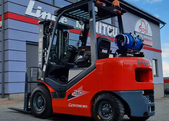 Nowy gazowy wózek widłowy Heli CPYD25-KU1H ( Kubota )