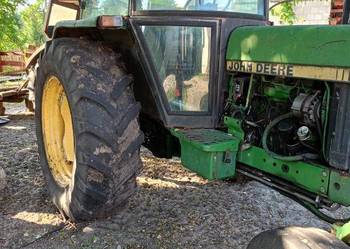 Sprzedam ciągnik John Deere