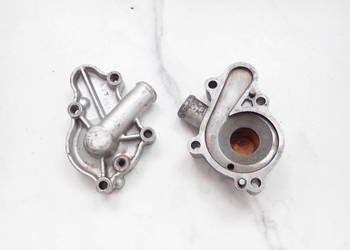 1 Szt. Dekiel Pokrywa Pompy Wody Króciec Yamaha Yz 125 98-03r