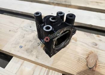 Obudowa termostatu Kubota M7040, M7060, M6060