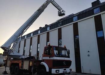 Podnośnik USŁUGI 42 40m 35m  koszowy Wrocław