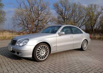 Mercedes W 211  E-240 poj.2,6 V6 +LPG Atrakcyjny