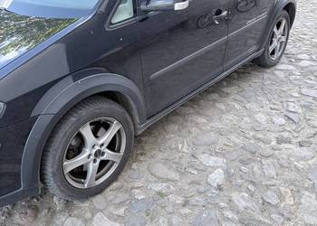 Sprzedam lub zamienię Touran 2.0 TDI na Audi Q
