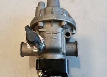 Regulator ciśnienia z odolejaczem