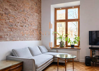 KAMIENICA B. SCHMIDER | PARKING | WYSOKIE - 4,6 m.