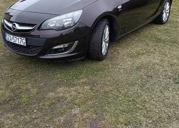 Opel Astra J benzyna
