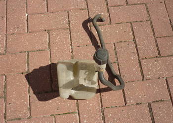 Zbiorniczek wyrównawczy Renault laguna 2,8200008864