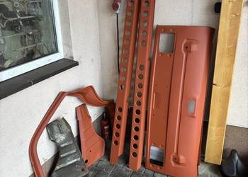 Części blacharskie Fiat 125p pas tylny progi nadkola