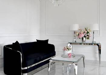 Sofa glamour czarna, złota do salonu, klasyczna