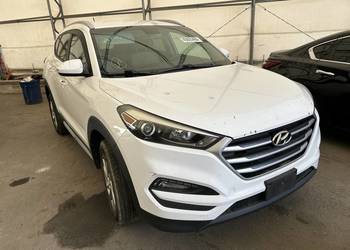 Sprzedam Hyundai Tucson benzyna 2.0, 4x4, automat 2017r.