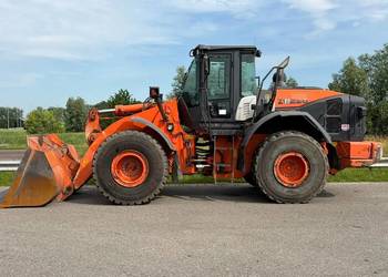 Ladowarka kolowa Hitachi ZW 220-5B bez oplaty Watu