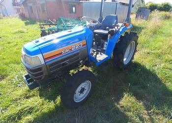 Traktor iseki