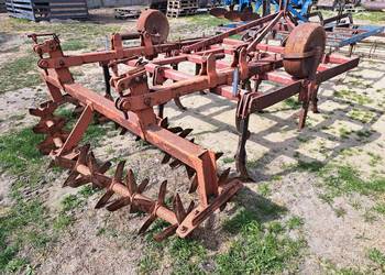 Gruber agregat scierniskowy bezorkowy LEMKEN wał