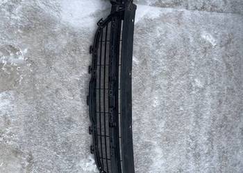 Kratka Środkowa w zderzak BMW F 20. 21. Oryginał 2015 r