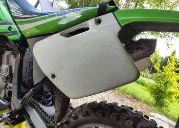 Boczek filtra powietrza Super stan Kawasaki kx