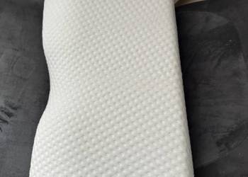 Poduszka ortopedyczna ergonomiczna  do spania na boku