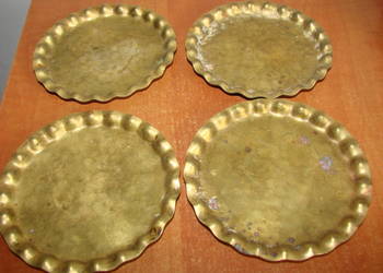 metalowe podkładki pod szklanki