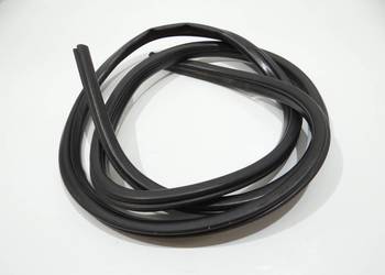 USZCZELKA DRZWI LEWY PRZÓD BMW X1 E84