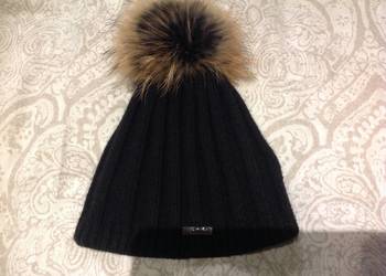 Czapka Czarna Damska z Jenotem Naturalnym LA VITTA Kaszmir - 5% Wełna - 35%