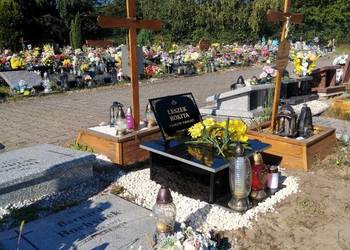 Nagrobek urnowy ,montaż gratis cale wojewodztwo Opolskie