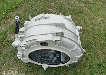 Bęben pralki Indesit 6kg kompletny z paskiem, kołem , IWSC51051