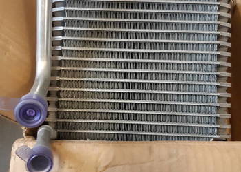 Parownik klimy BEHR HELLA  volvo 850,v70,s70 Parownik klimy BEHR HELLA  volvo 850,v70,s70