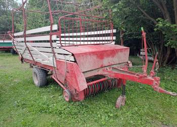 Przyczepa samozbierająca