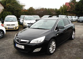 Opel Astra 2,0 CDTI 2011 r