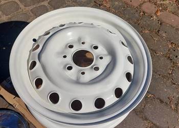 Fiat 127 (pochodne) oryginalne felgi pod kołpaki