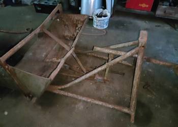 Łyżka ładowacz do traktora na podnośnik