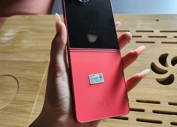 Samsung Z  Flip 7 258gb miesięcy używany