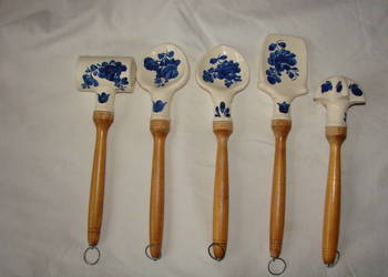 fajansowe przybory kuchenne