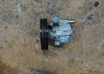 POMPA WSPOMAGANIA RENAULT LAGUNA II 1.8 16V
