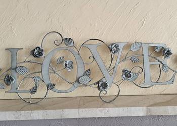 Metaloplastyka dekoracja na ścianę LOVE