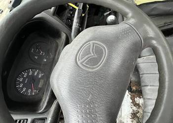 Kierownica Mazda e2200 e 2200