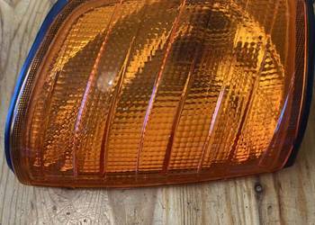 Mercedes w124 lampa kierunku prawa przednia
