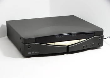 Kenwood D-S300 – odtwarzacz CD z wyjściem cyfrowym i analogowym.