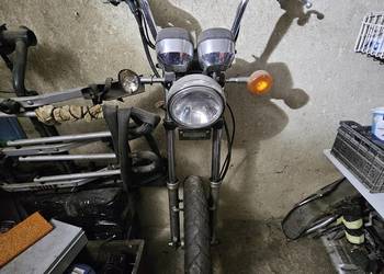 Yamaha xv750 Virago 81-83r części, koło przód, lagi, wydech, kanapa itp