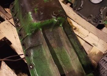 Misa olejowa John Deere