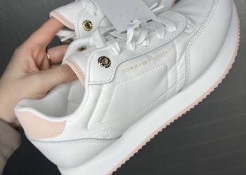 Tommy Hilfiger sneakersy 39 nowe