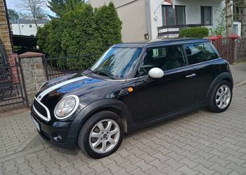 Kultowy Mini Cooper 1.4