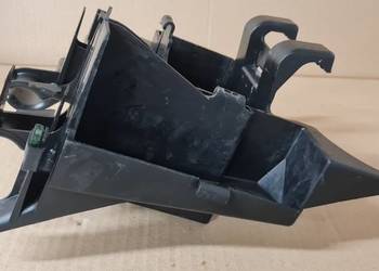Honda Shadow 125 skrzynka akumulatora plastik mocowanie