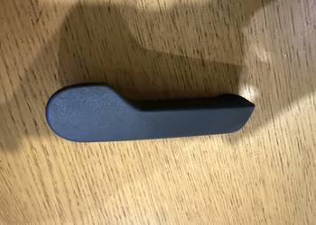 Rączka uchwyt otwieranie maski Vw oryginał nowy 1J1823533C