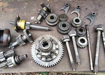 Skrzynia New Holland M122 M133 M135 M140, 1520, 1530, 1540