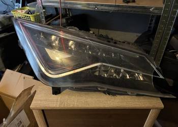 Lampa Reflektor prawy przód Seat Leon III 3 FR lift full led uszkodzone
