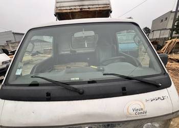 Szyba przód Mazda e2200 e 2200