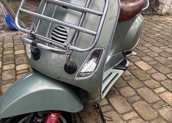 Vespa lxv 50